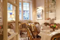 New Orient Hotel