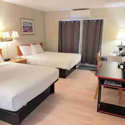 Wells Gray Inn Rooms