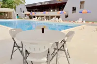 Hôtel Printemps Mont Korhogo - Pools