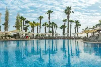 Louis Althea Beach - en bord de mer