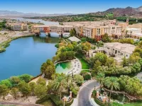 Luxurious condo in beautiful Lake Las Vegas - Golfing, Hiking, Swimming nearby! Hotels near بحيرة لاس فيغاس