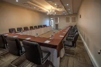 Tlotlo Hotel & Conference Centre