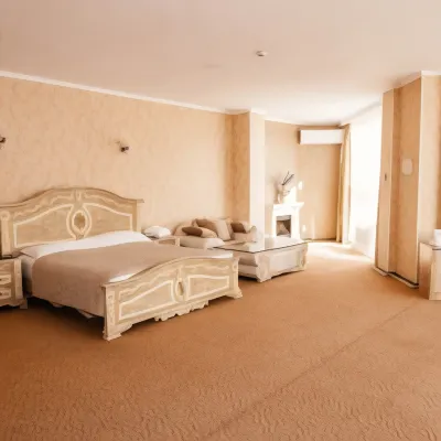 Golden Palace Hotels in Aktau