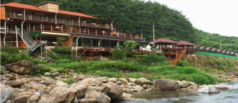 Jirisan Valley Pension