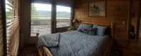 Whispering Pines Guest Cabin At Georgetown Lake - Family & Pet Friendly, Hot Tub
