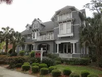 Riverdale Inn Hotels near Lakeside Park