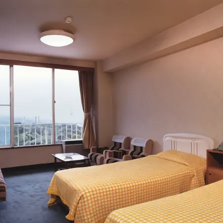Hotel Shiraiwa Hoteles en Oshima