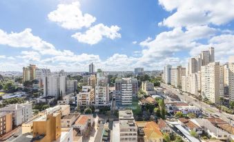 Apt w/ Amazing View in Curitiba Nfe0708