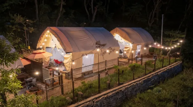 Ganghwa Island Ganghwa Doldam Camping & Glamping 月之浦附近的飯店