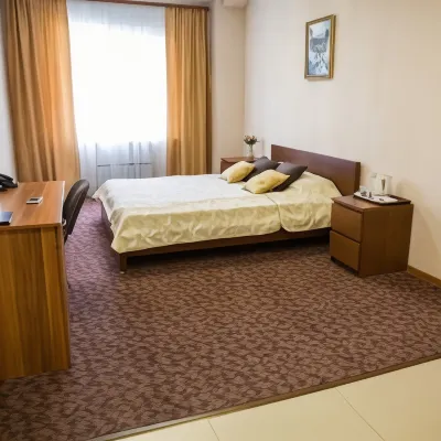 Hotel & Hostel Klever Hotels in Sysertskiy rayon