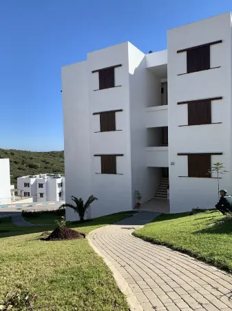 Air-conditioned apartment Отели в г. Префектюр де М'дик Фнидк