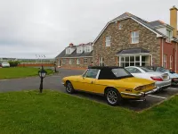 Cashen Course House - parking