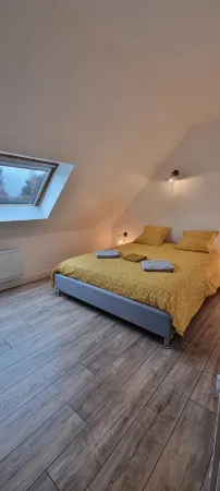 Aux Passagers de la Baie  Maison le Crotoy, 4 Bedrooms 8 Voyageurs & 1 Baby. Отели в г. Ле Кротуа