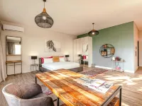 Little Forest Garden Retreat