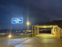 Colonial Inn Hotels in Shawnee