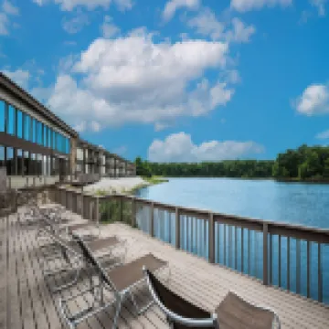 Best Western Indian Oak