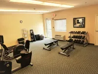 Candlewood Suites MACON by IHG - Bathtub