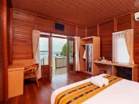 Tabitha Tunak Resort