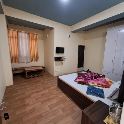 Great Eastern Valley Residency Hotels near Palzor Stadium