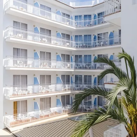 Hotel Miami Calella - El de Siempre, Como Nunca
