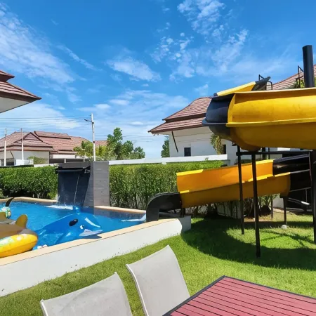 Villa me & you2