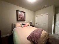 Mondavi Cottage - a VRBO  home perfect for university or medical Professionals - Homestays