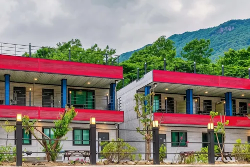 Miryang Playground Pension - 2-Star