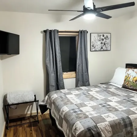 Country Quiet 1 Bedroom Cabin/House