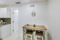 Adorable Studio - Homestays