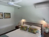 Poppies@Clunes Centrally located 80s-style home Cosy, comfortable & relaxing !