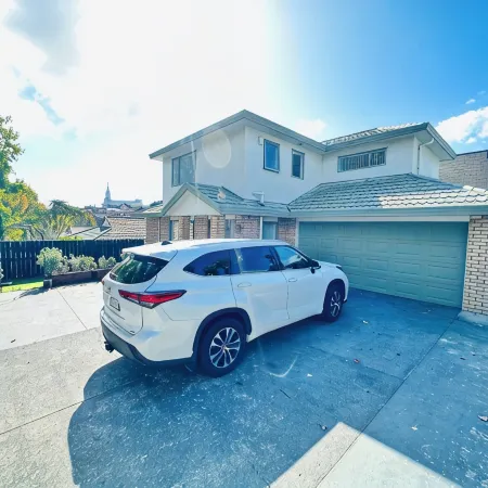 Deluxe Beauty House near Auckland Airport and City Отели рядом с достопримечательностью «Манукау»