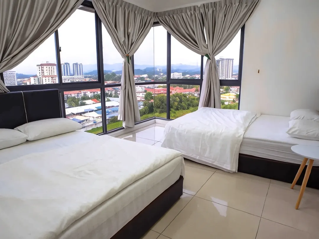 Four Season Condo/3 Rooms/4 Min To Airport - Putatan