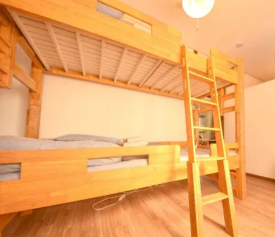 GLOCE 横須賀 SHARE ROOM @NAVY BASE 横須賀基地周辺のホテル