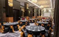 โรงแรมดิอักมานี จาการ์ตา - สระว่ายน้ำแบบอินฟินิตี้