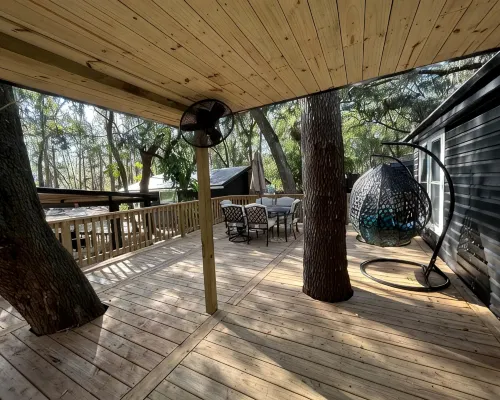 Exclusive Farmhouse Villa with Hot Tub Retreat Hotels in Wesley Chapel South