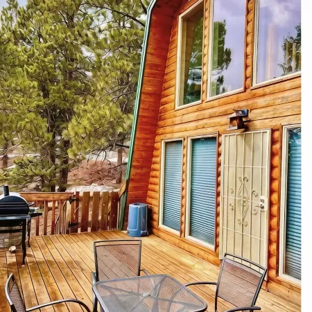 New! Cozy Bear Cabin - Fully Remodeled