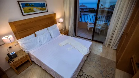 Sky View Suites Hotel in Hurghada