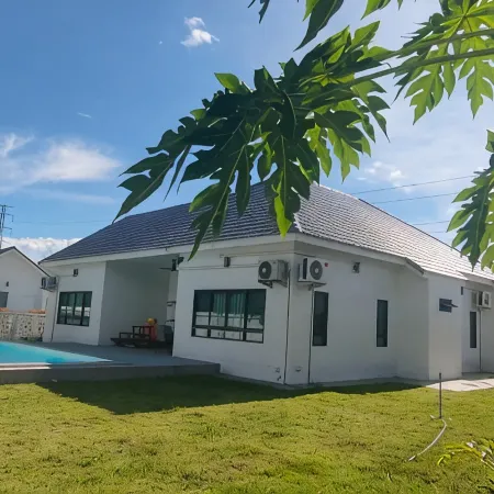 avipoolvilla.cnx