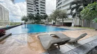 Legoland-JB Medini Luxury Play & Stay 5Pax - Infinity Pools