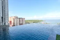 Georgetown Urban Suite | Family | Skypool I SeaView