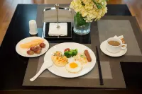 โรงแรมสวีทวอเทอร์ - พร้อมอาหารเช้า