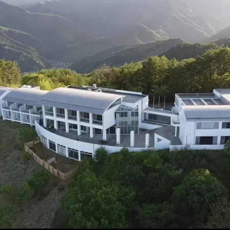 bandit hotel