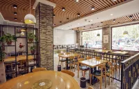 Roman Holiday Business Hotel (Suzhou Huaxia World Trade Plaza) - 2-Star