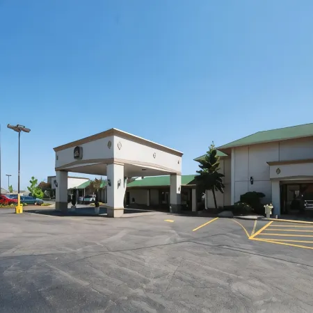 Best Western Plus Milwaukee Airport Hotel  Conference Center