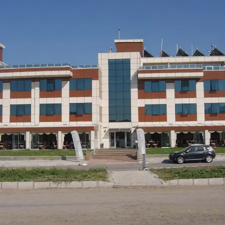 Kadhirga Hotel