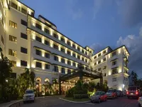 The Manila Hotel Отели рядом с достопримечательностью «Собор Манилы»