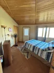 Glacier National Park 360° views of Plains and GNP - 3-Star