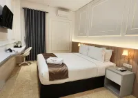 King Royal Hotel