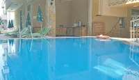 Kleopatra Carina Hotel - 2-Star