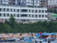 Royal Comfort Hotel Ξενοδοχεία στην πόλη Arakli